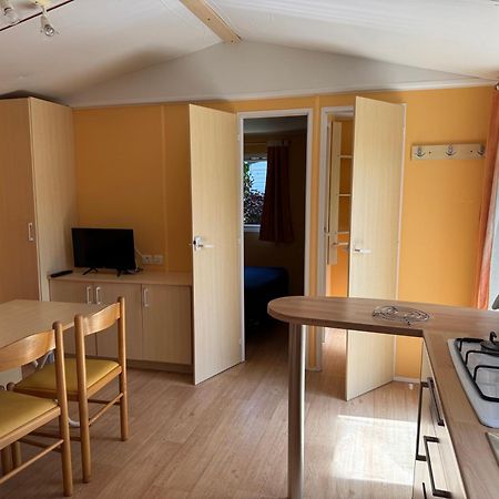 Camping De La Mottelette Forest-Montiers Exterior foto